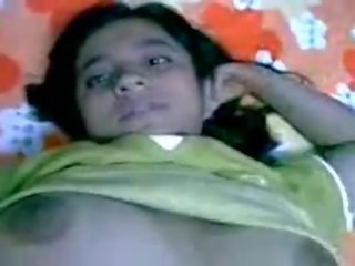 Bangla Dhaka Bhabi in Skirt fucked by girl