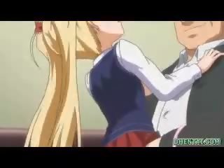 Prsatá hentai dcera assfucked v the třída