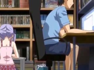 Mahiyain anime manika sa apron paglukso craving miyembro sa kama