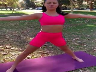 Fastuos yoga enchantress alina lopez inpulit și creampied: hd Adult film 3b