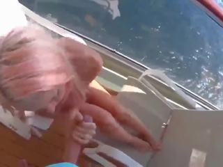 Menakjubkan rambut pirang kacau di kapal laut, gratis rambut pirang kapal laut resolusi tinggi dewasa video 21