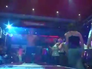Girls fucked on a weçerinka by strippers, sikiş movie show dc