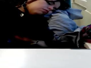 Majsterka spiace fetiš v vlak sledovanie dormida en tren